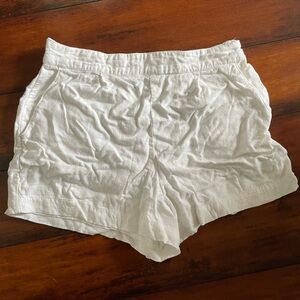 Abercrombie & Fitch White Linen Shorts
